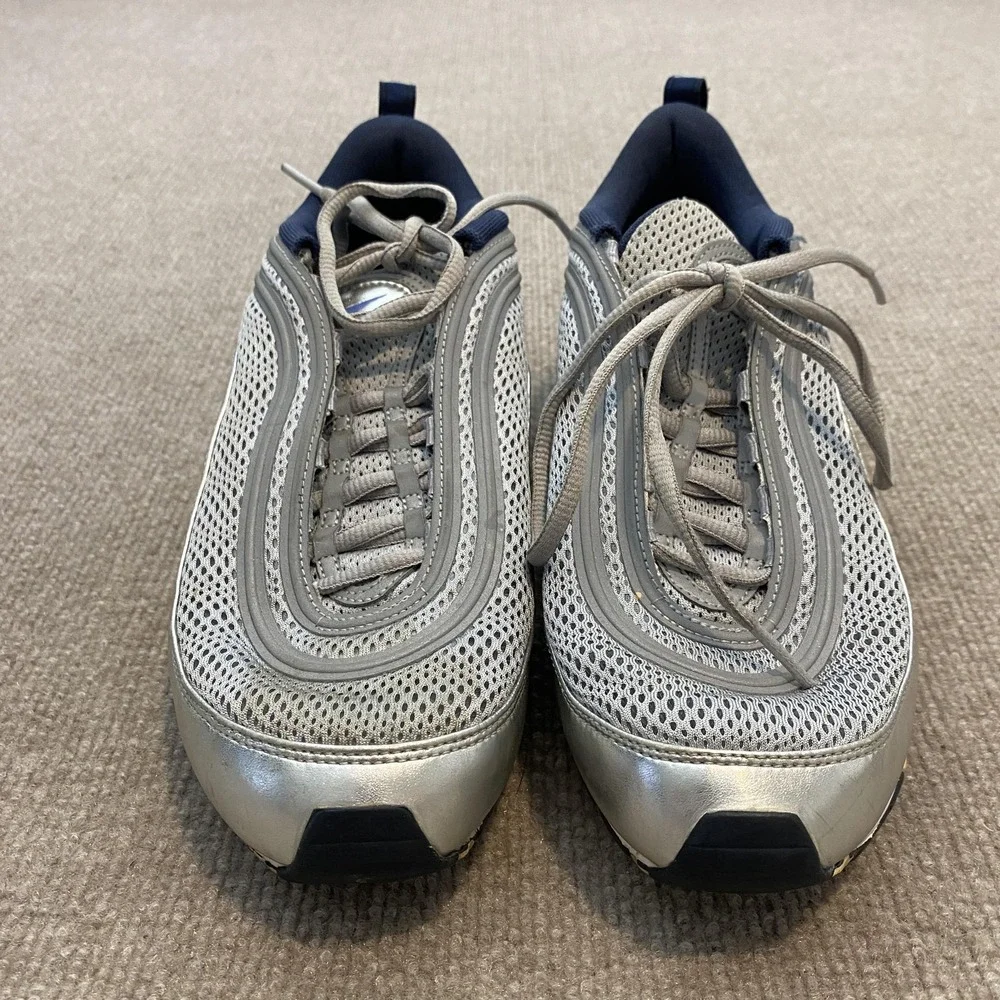 Nike Air Max 97‎ Shoes Womens Size 10 Silver Mesh Cushioned 554668-041 Sneakers